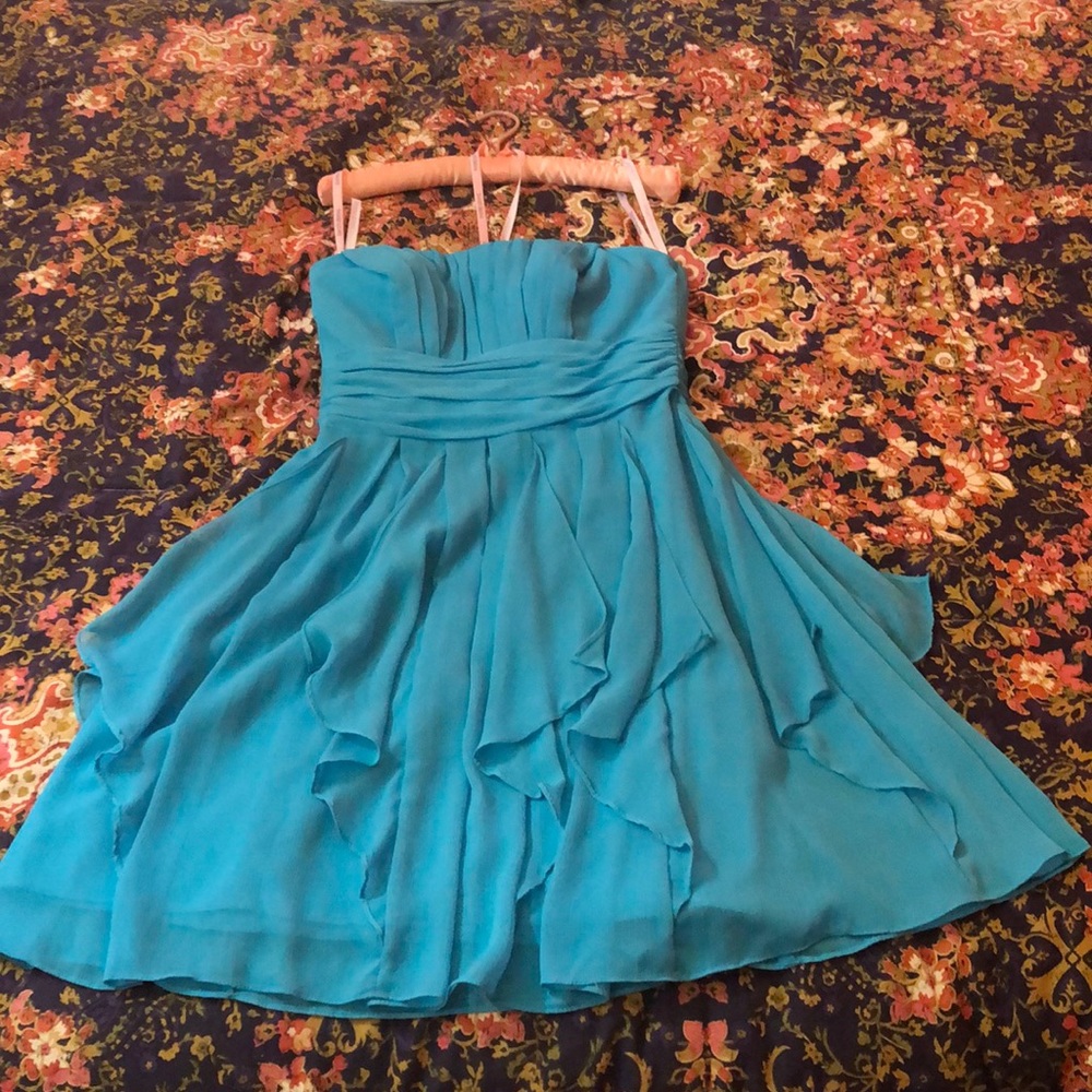 Sky blue strapless banquet dress